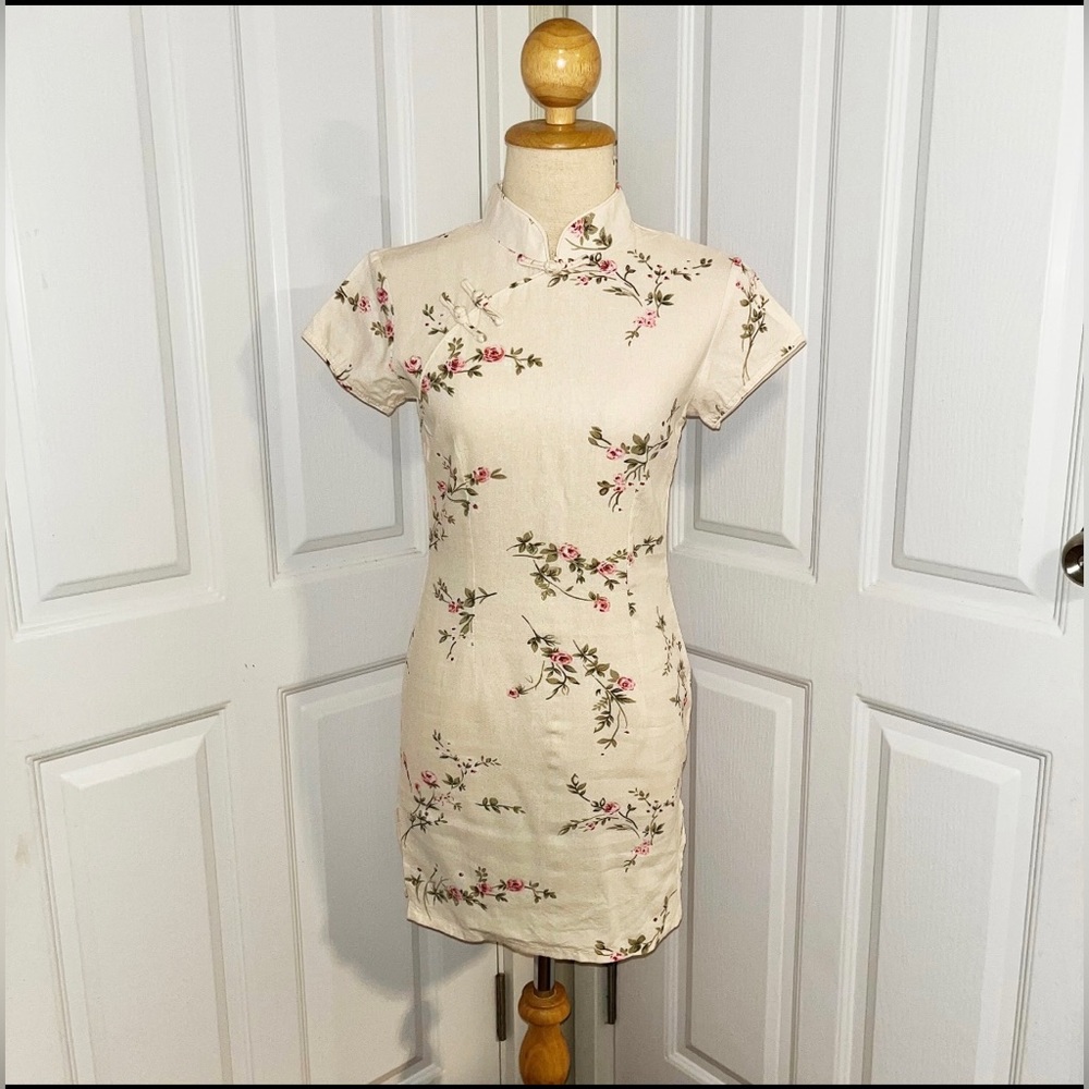Cotton Pale Pink Roses Chinese Mandarin Oriental
Cheongsam Qipao Dress